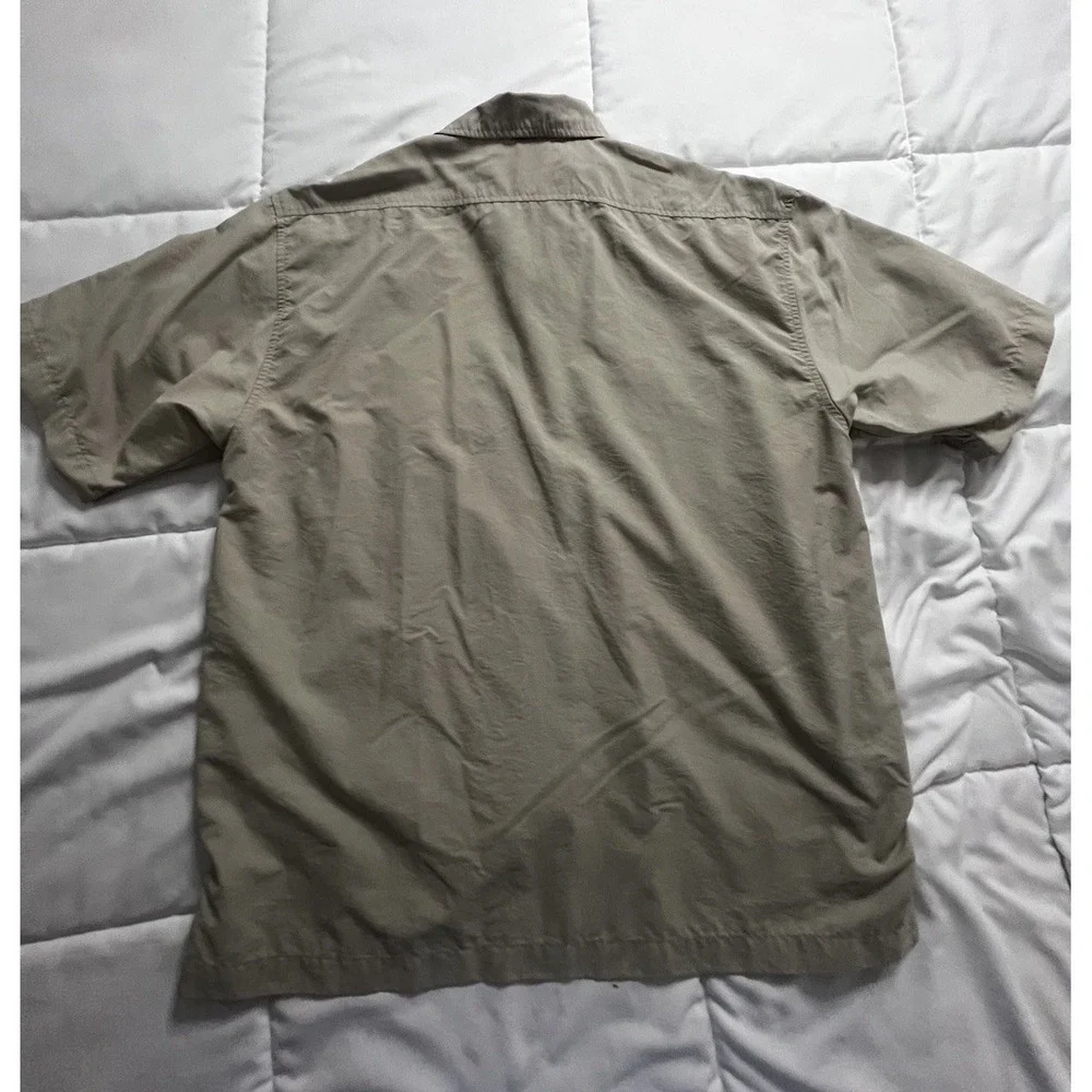The North Face Tan Button Up Shirt Men's Size Medium Short Sleeve Hiking